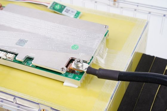 100% ontladingspercentage 24v 200Ah Lithium-ionbatterij voor diepe cyclus zonne-energieopslag